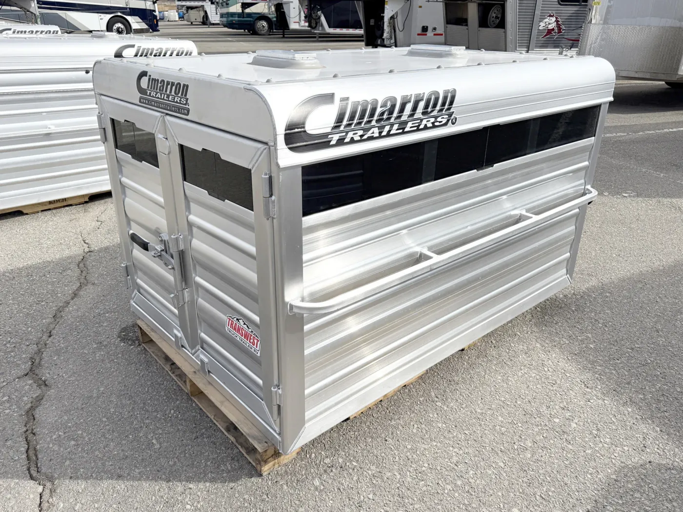 2025 Cimarron Stock Box | Photo 4 of 8