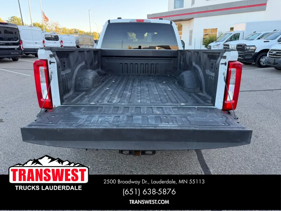 2024 Ford Super Duty F-250 XLT | Photo 17 of 22