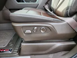 2026 GMC Sierra 3500HD Denali | Thumbnail Photo 10 of 32