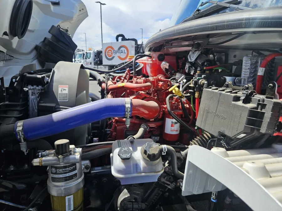 2025 Freightliner M2 106 | Photo 9 of 13