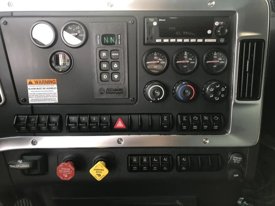 2026 Western Star 47X | Photo 11 of 12