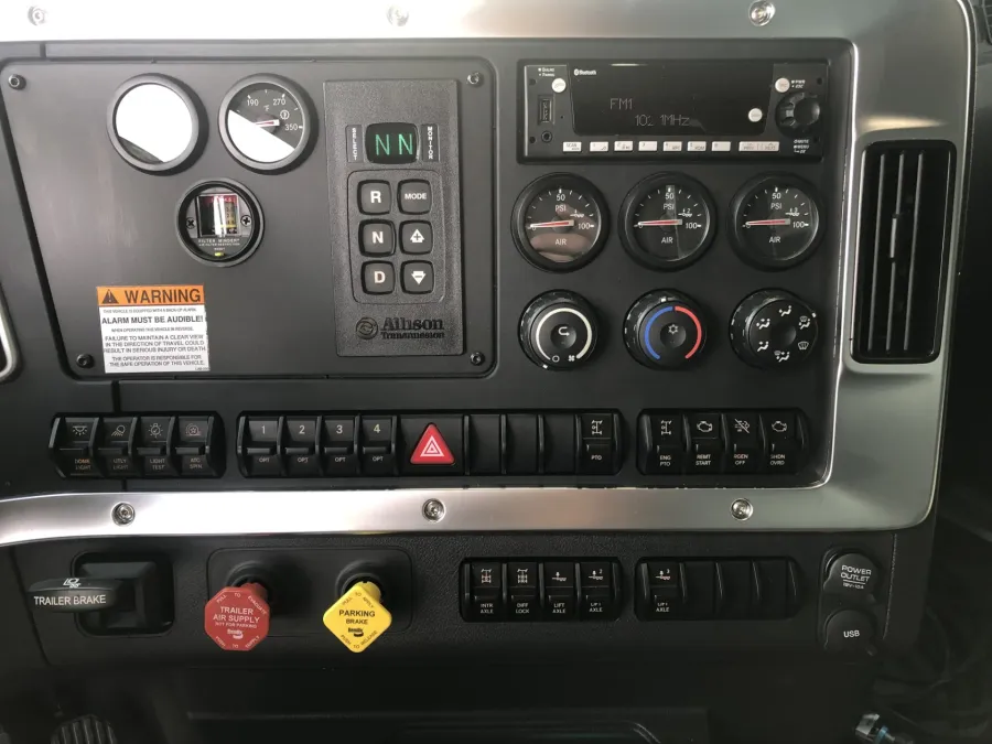 2026 Western Star 47X | Photo 11 of 12