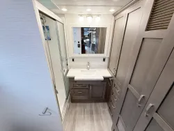 2026 Newmar Super Star 4159 | Thumbnail Photo 17 of 27