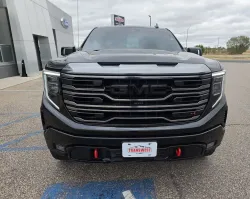 2024 GMC Sierra 1500 | Thumbnail Photo 3 of 32