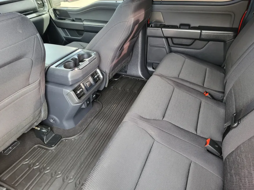 2024 Ford F-150 XLT | Photo 21 of 24