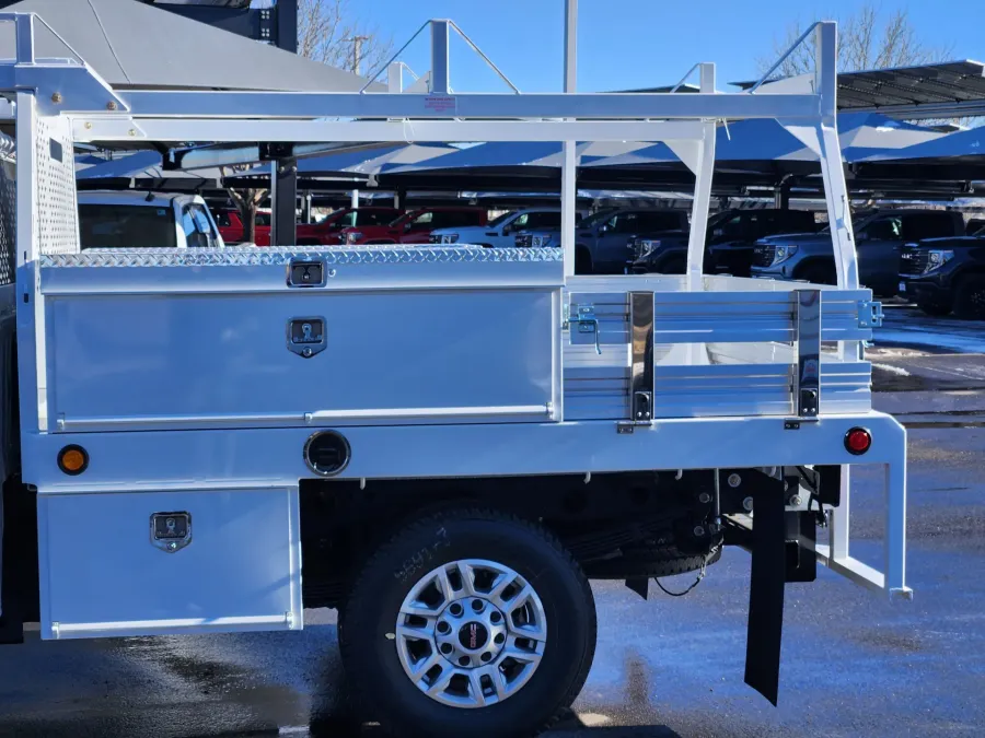 2026 GMC Sierra 2500HD Pro | Photo 20 of 21