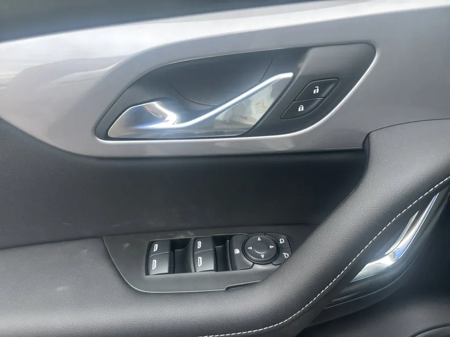 2026 Chevrolet Blazer LT | Photo 11 of 20