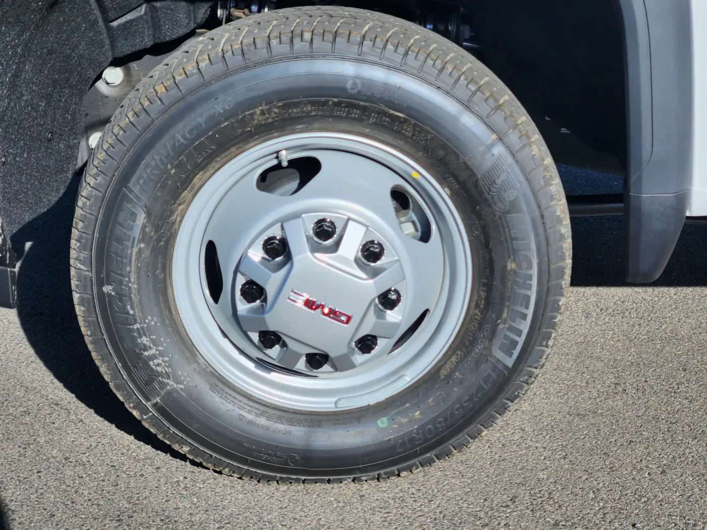 2026 GMC Sierra 3500HD CC Pro | Photo 5 of 22