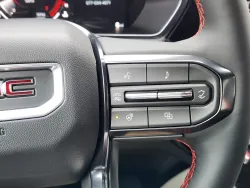 2026 GMC Canyon 4WD AT4X | Thumbnail Photo 16 of 25