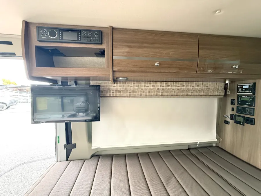 2018 Winnebago Travato BU259K | Photo 6 of 12