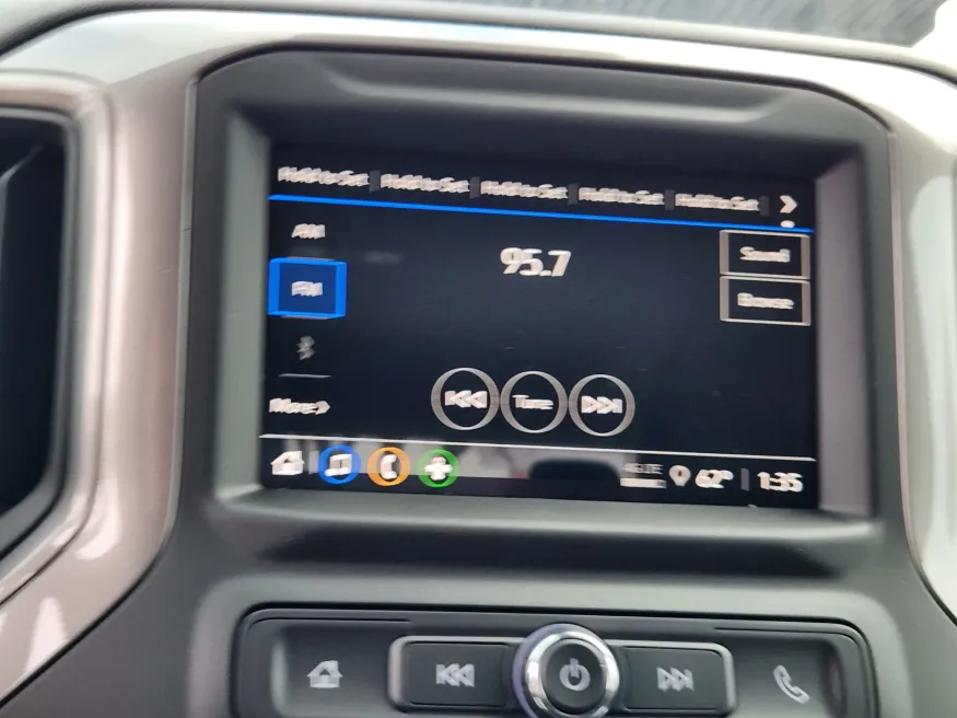 2026 GMC Sierra 2500HD Pro | Photo 11 of 24