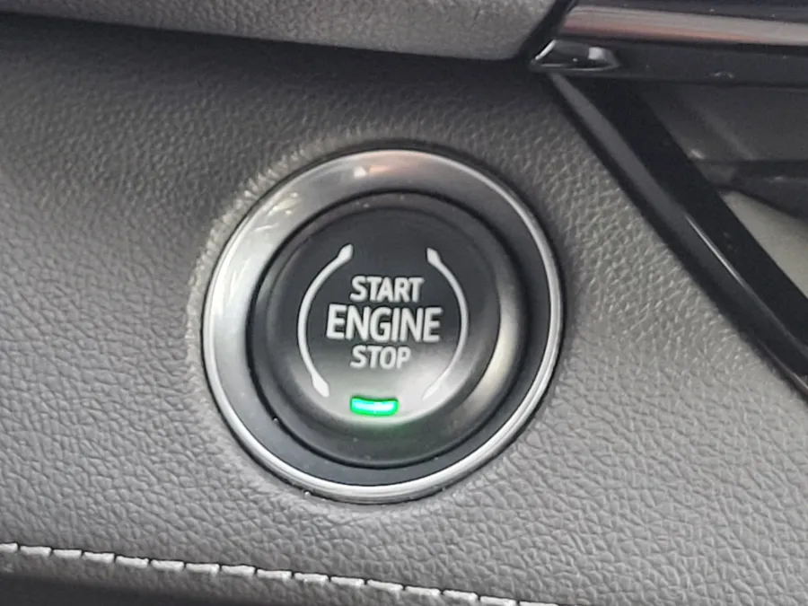 2025 Buick Enclave Preferred | Photo 16 of 24
