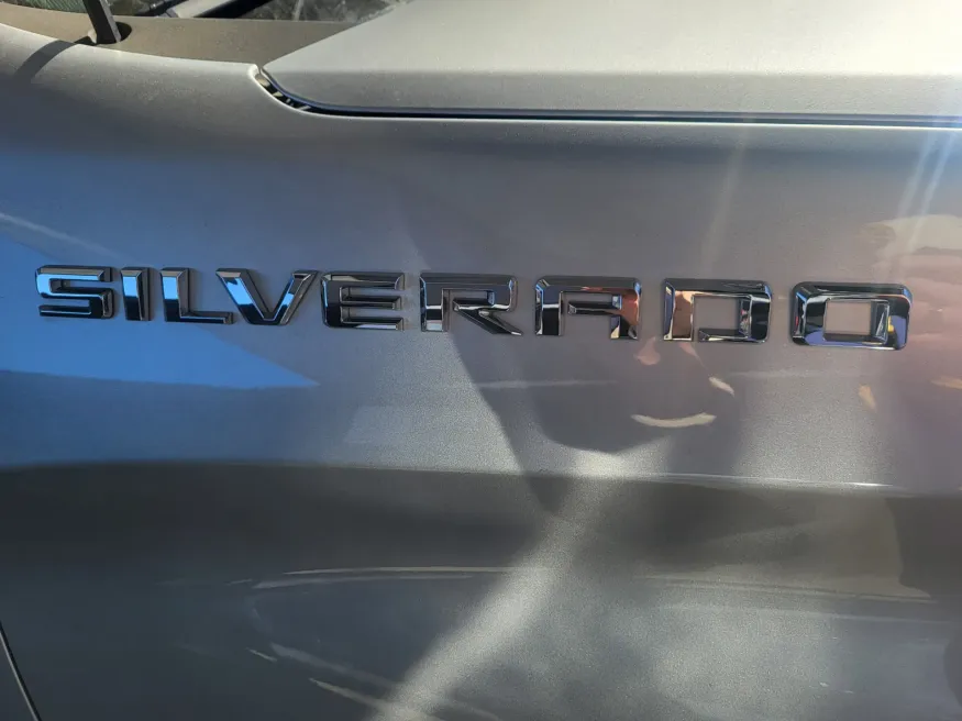 2020 Chevrolet Silverado 1500 LT | Photo 4 of 5