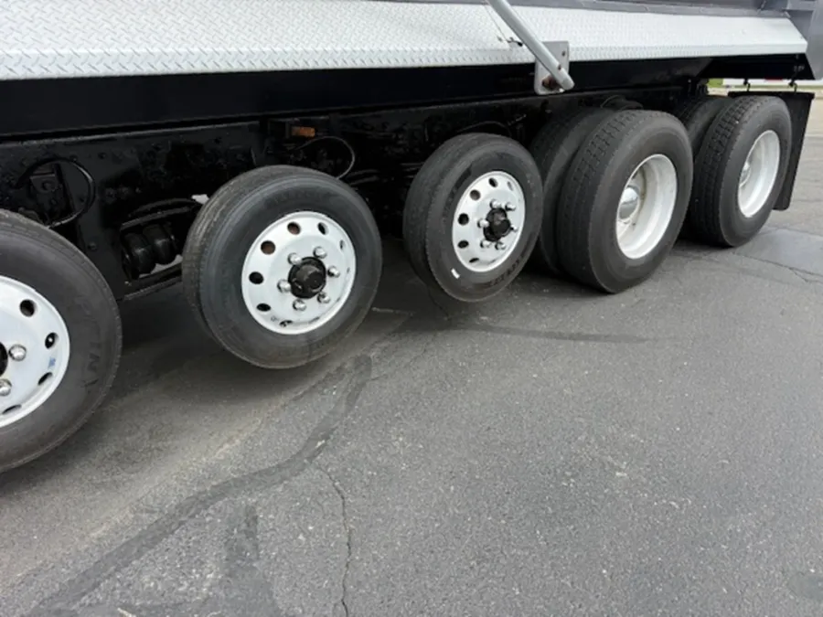 2019 Western Star 4700SF | Photo 3 of 14