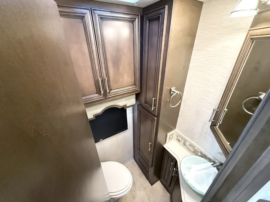 2019 Newmar Ventana 4037 | Photo 13 of 31