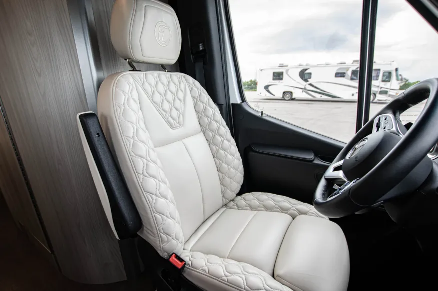 2025 Tiffin GT1 19 AG | Photo 12 of 21