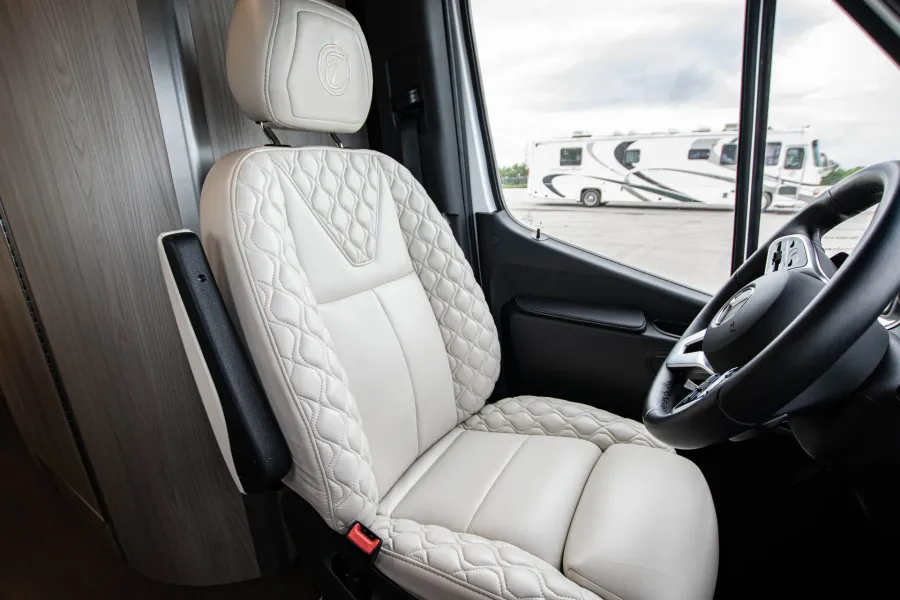 2025 Tiffin GT1 19 AG | Photo 12 of 21