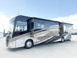 2016 Winnebago Journey 38P | Thumbnail Photo 22 of 30