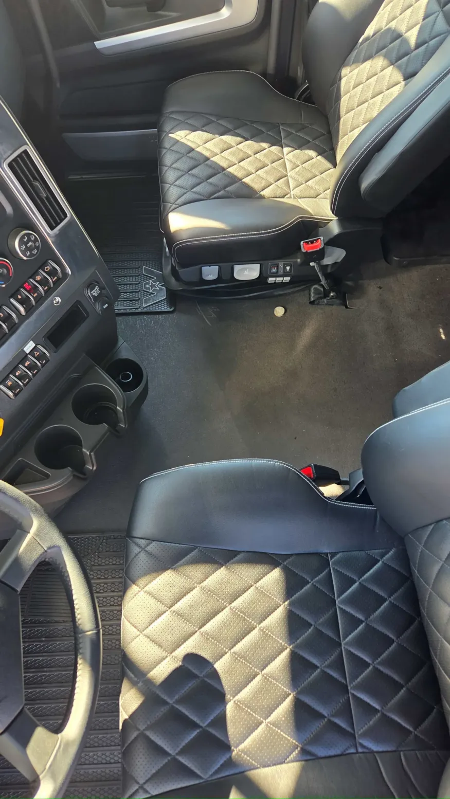 2025 Western Star 49X | Photo 30 of 44