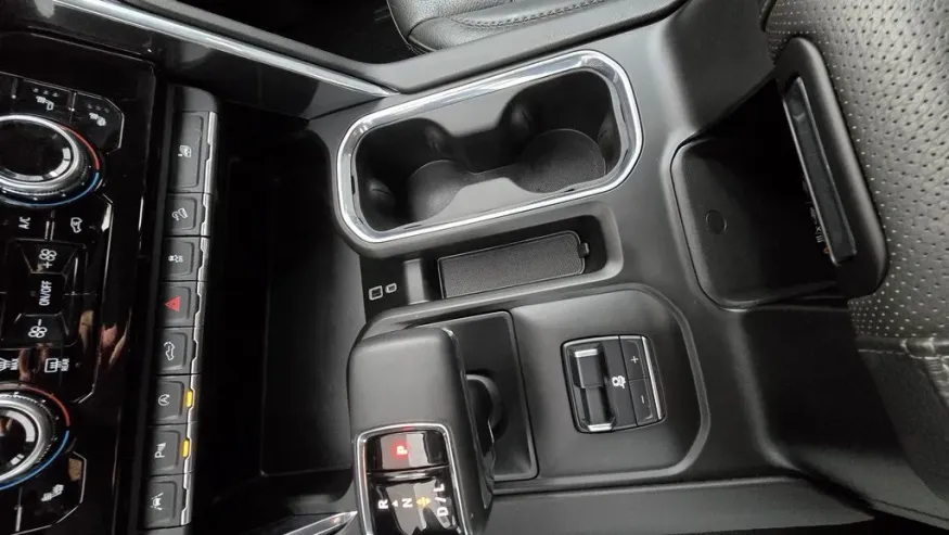 2023 GMC Sierra 1500 | Photo 24 of 31