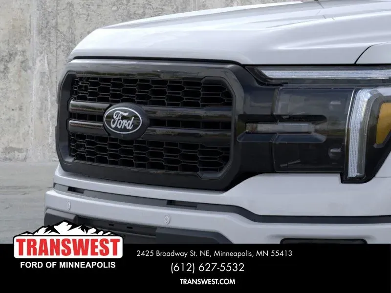 2025 Ford F-150 Lariat | Photo 16 of 22