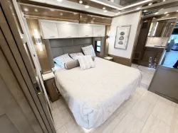 2027 Newmar Mountain Aire 4118 | Thumbnail Photo 13 of 28