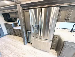 2023 Tiffin Allegro Bus 45FP | Thumbnail Photo 13 of 35