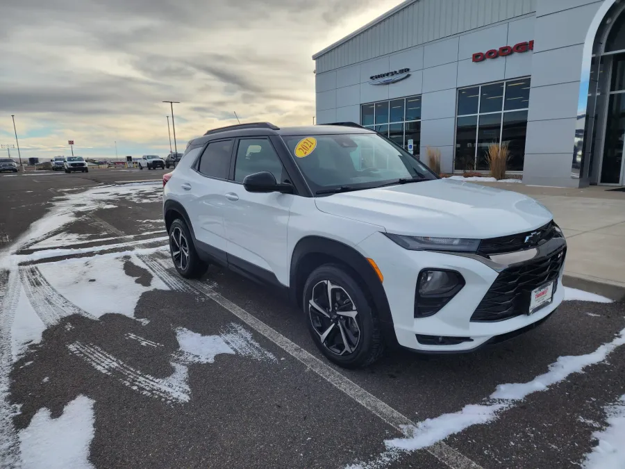 2021 Chevrolet Trailblazer RS | Photo 1 of 23