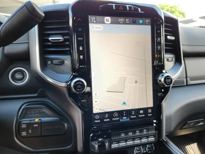 2024 RAM 3500 Laramie | Photo 28 of 33