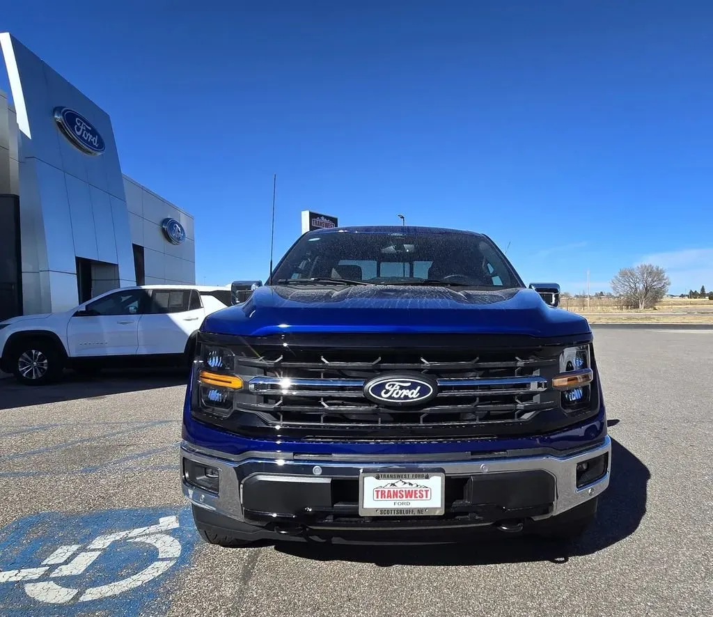 2026 Ford F-150 | Photo 2 of 30