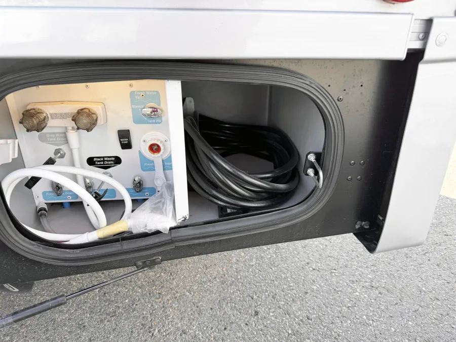 2026 Winnebago Navion 24D | Photo 20 of 23