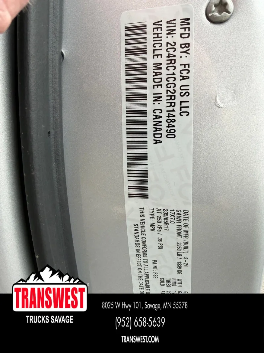 2024 Chrysler Voyager LX | Photo 22 of 23