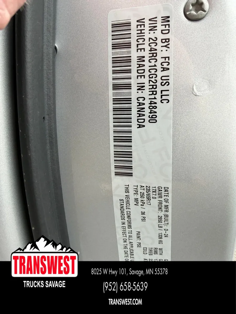 2024 Chrysler Voyager LX | Photo 22 of 23