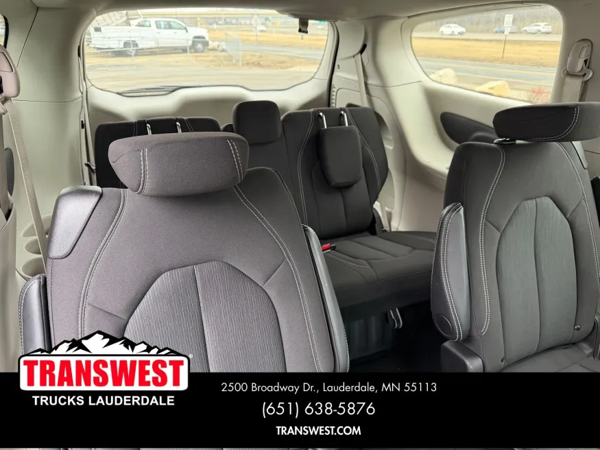 2024 Chrysler Voyager LX | Photo 19 of 23