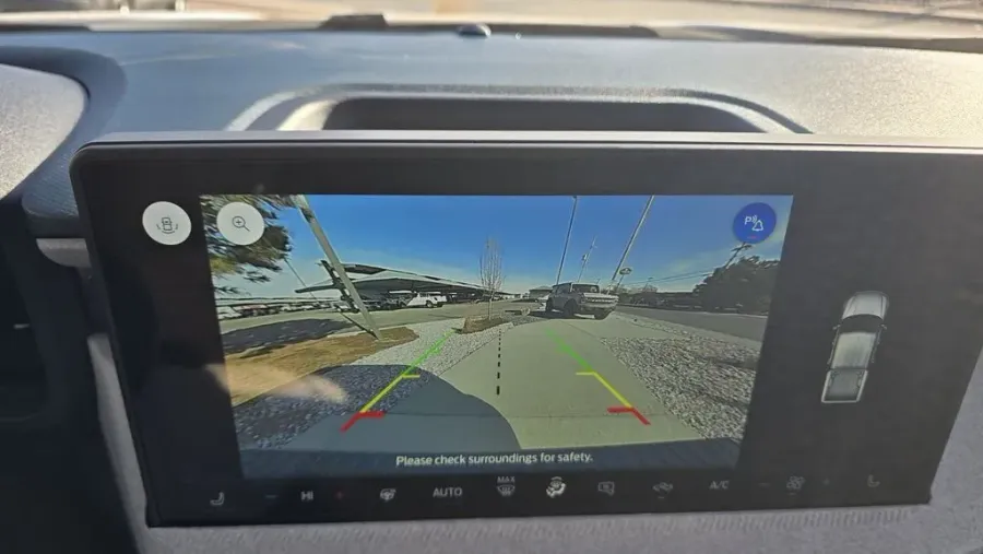 2026 Ford Maverick | Photo 20 of 28