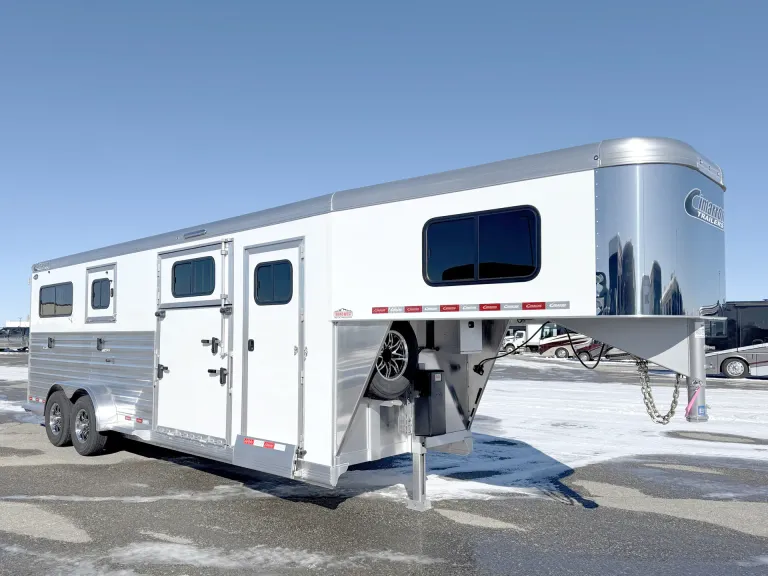 2025 Cimarron Norstar Warmblood 2 + 1