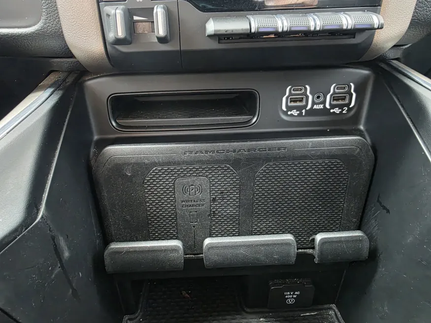 2022 RAM 3500 Laramie | Photo 23 of 28