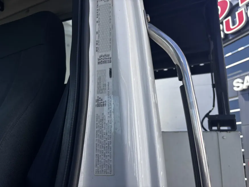 2007 Freightliner M2 106 | Photo 20 of 22