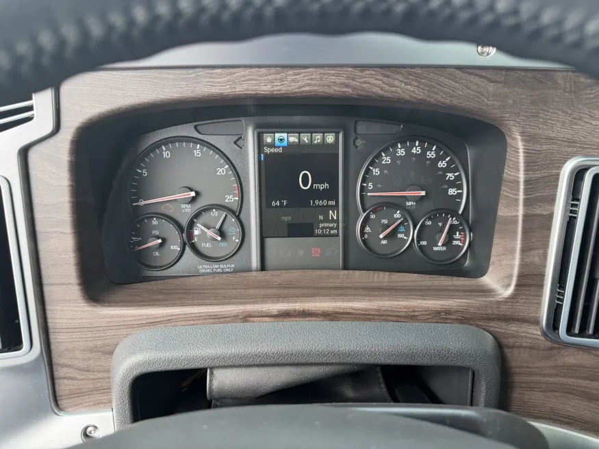 2026 Western Star 47X | Photo 8 of 9