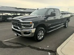 2025 RAM 3500 Big Horn | Thumbnail Photo 6 of 20