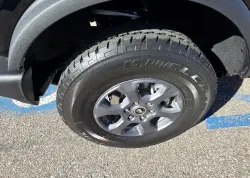 2025 Ford Bronco | Thumbnail Photo 9 of 28