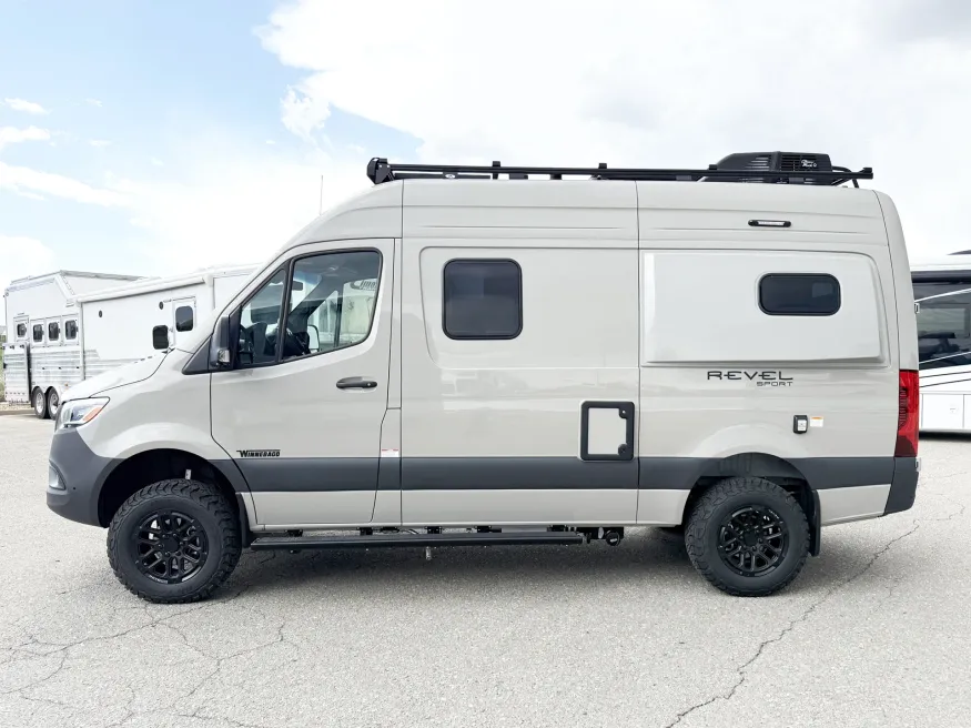 2027 Winnebago Revel Sport 44C | Photo 18 of 20
