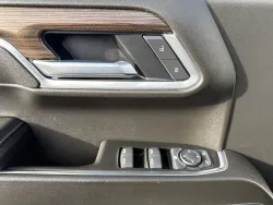 2025 Chevrolet Silverado 1500 LT | Thumbnail Photo 11 of 19