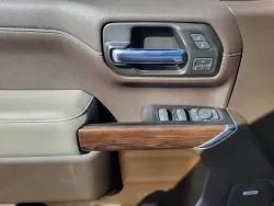 2019 GMC Sierra 1500 SLT | Thumbnail Photo 18 of 25