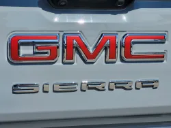 2024 GMC Sierra 1500 Pro | Thumbnail Photo 10 of 24