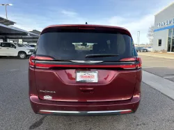 2023 Chrysler Pacifica Touring L | Thumbnail Photo 3 of 23