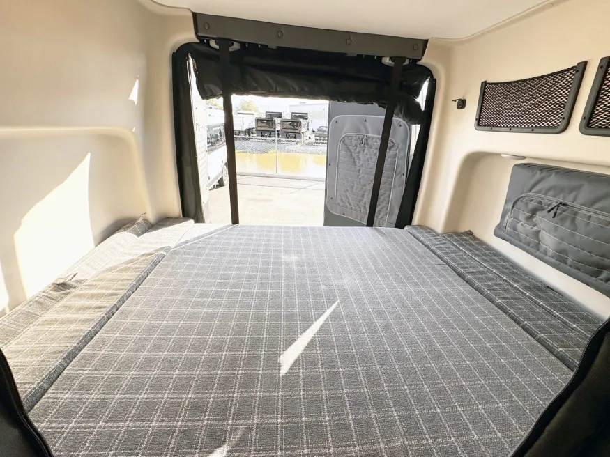 2026 Winnebago Revel 44E | Photo 10 of 15