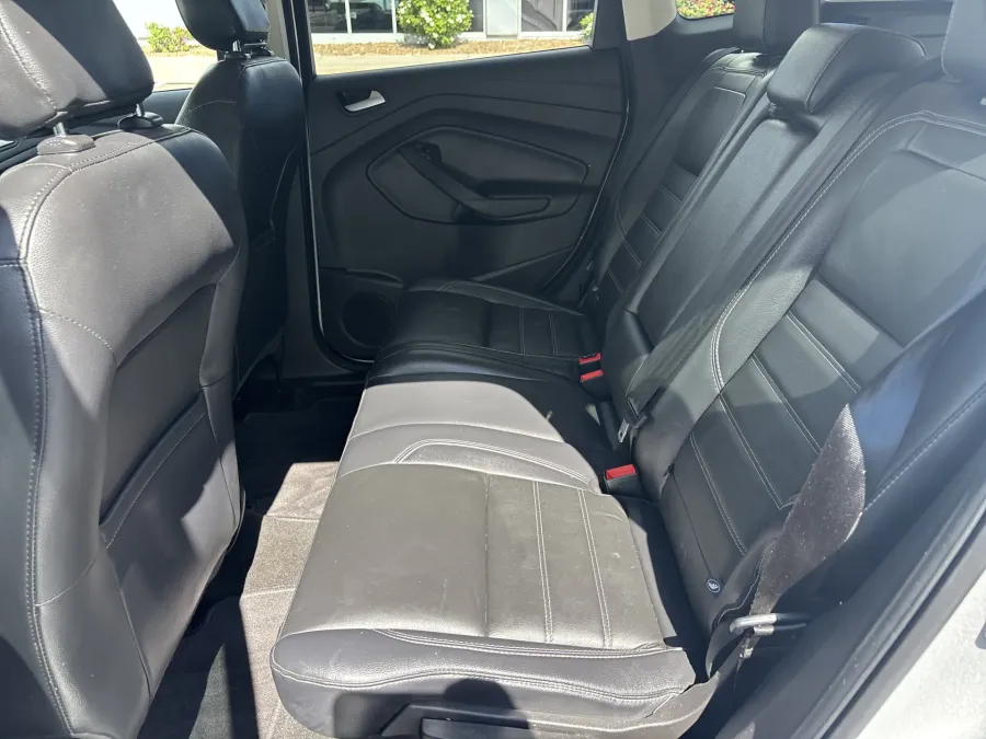 2018 Ford Escape SEL | Photo 9 of 18