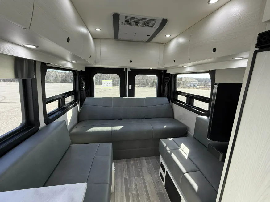 2026 Pleasure-way Lexor TS | Photo 17 of 20