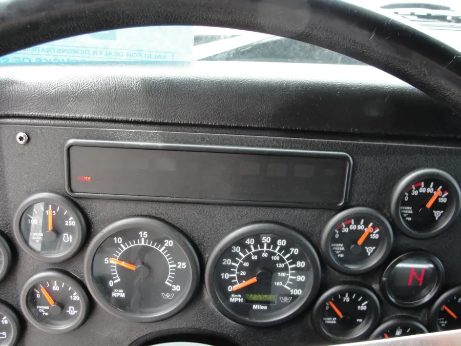 2021 Western Star 4900SA | Photo 9 of 24